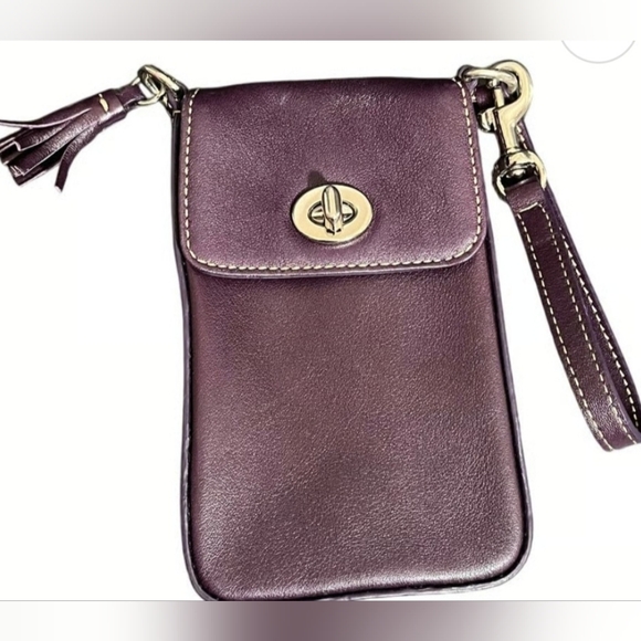 Coach Handbags - VINTAGE COACH Purple Leather Case TURNLOCK Wristlet Coin POUCH TASSEL Wallet